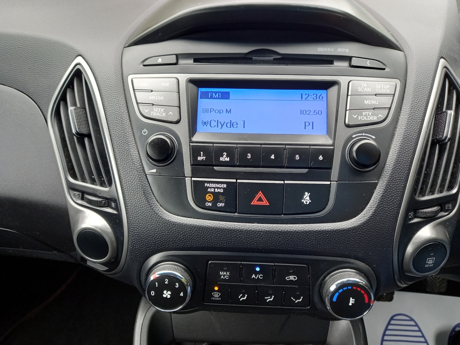 Used Hyundai Ix35 2015 for sale - 76183780: Photo 28