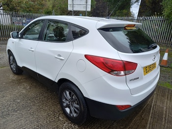 Used Hyundai Ix35 2015 for sale - 76183780: Photo 4