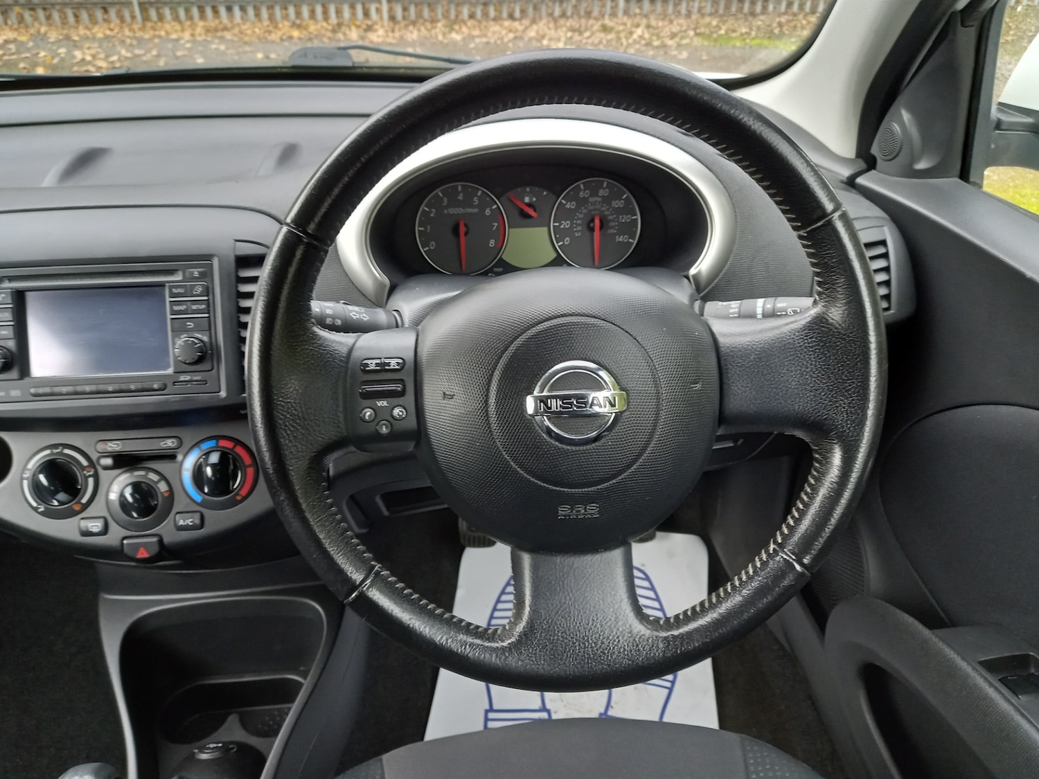 Used Nissan Micra 2010 for sale - 76320408: Photo 14