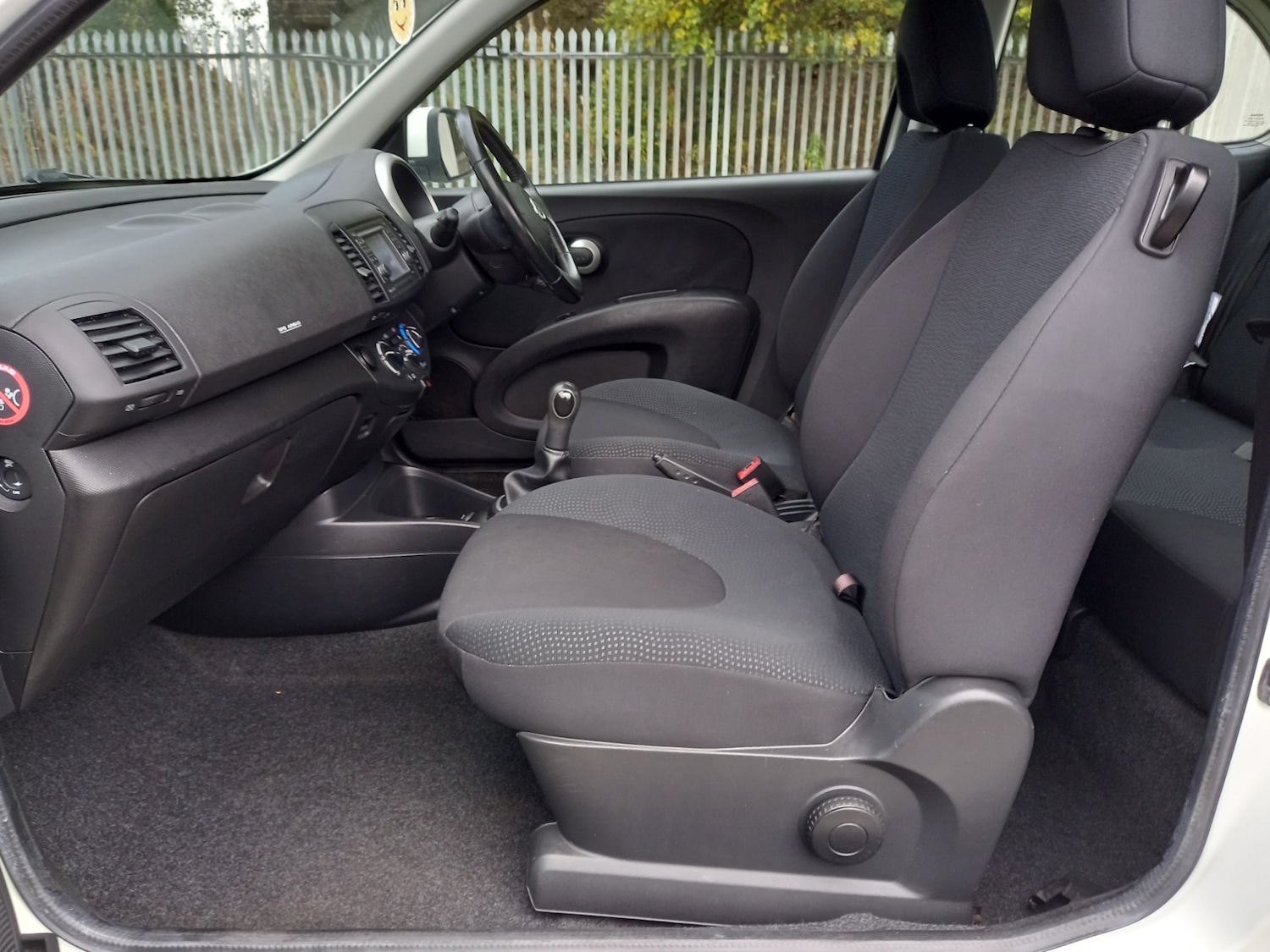 Used Nissan Micra 2010 for sale - 76320408: Photo 19