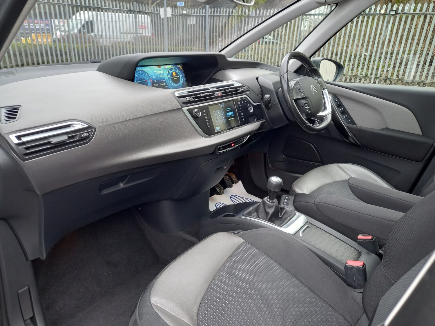 Used Citroen C4 Picasso 2013 for sale - 77701686: Photo 20