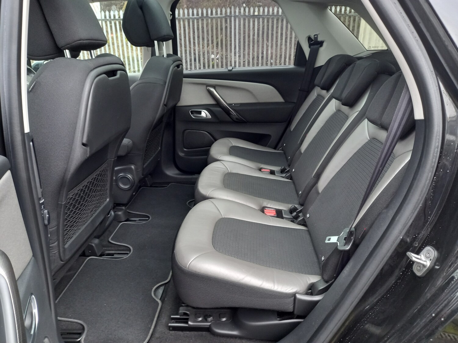 Used Citroen C4 Picasso 2013 for sale - 77701686: Photo 24