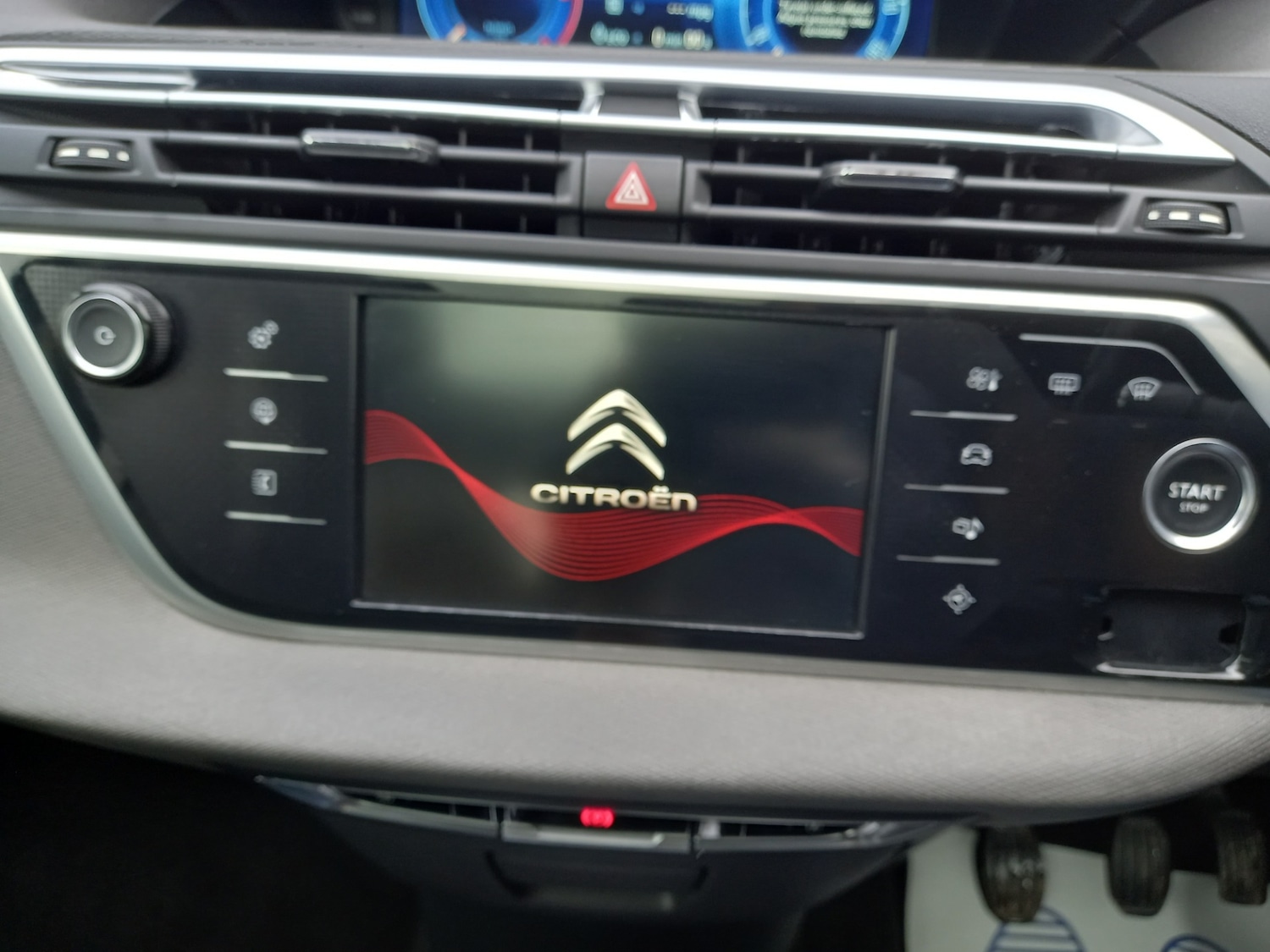 Used Citroen C4 Picasso 2013 for sale - 77701686: Photo 35