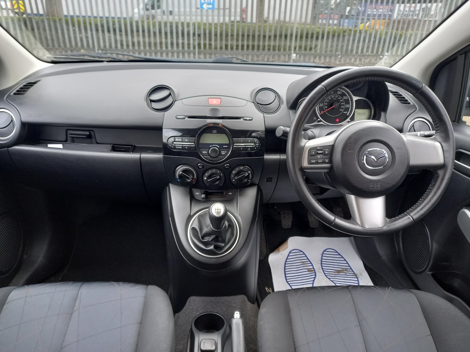 Used Mazda Mazda2 2012 for sale - 77445976: Photo 15