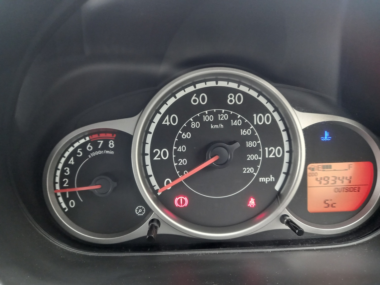 Used Mazda Mazda2 2012 for sale - 77445976: Photo 25