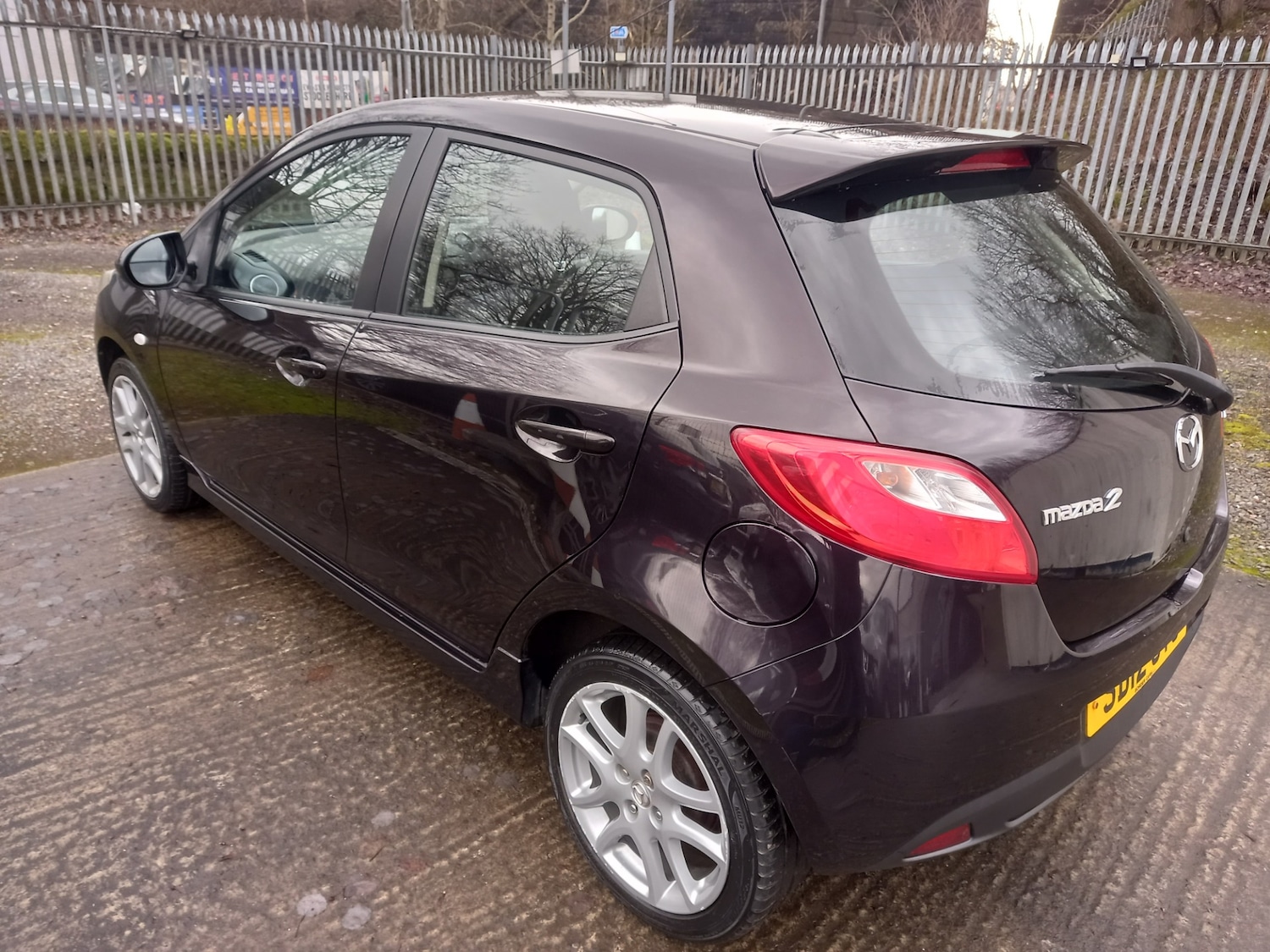 Used Mazda Mazda2 2012 for sale - 77445976: Photo 3