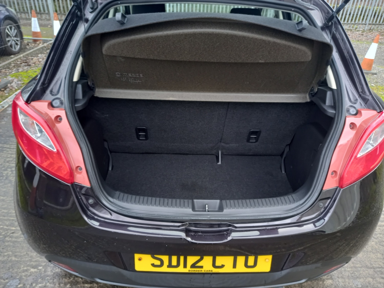 Used Mazda Mazda2 2012 for sale - 77445976: Photo 31