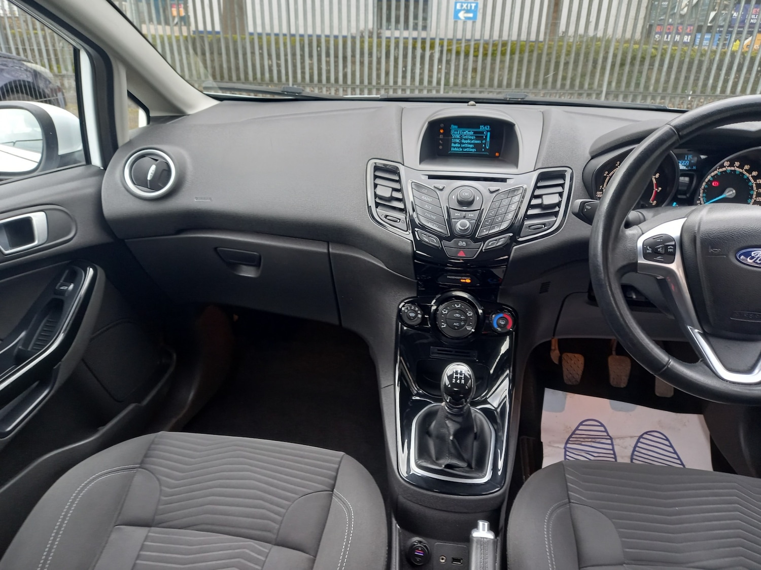 Used Ford Fiesta 2014 for sale - 78013065: Photo 14