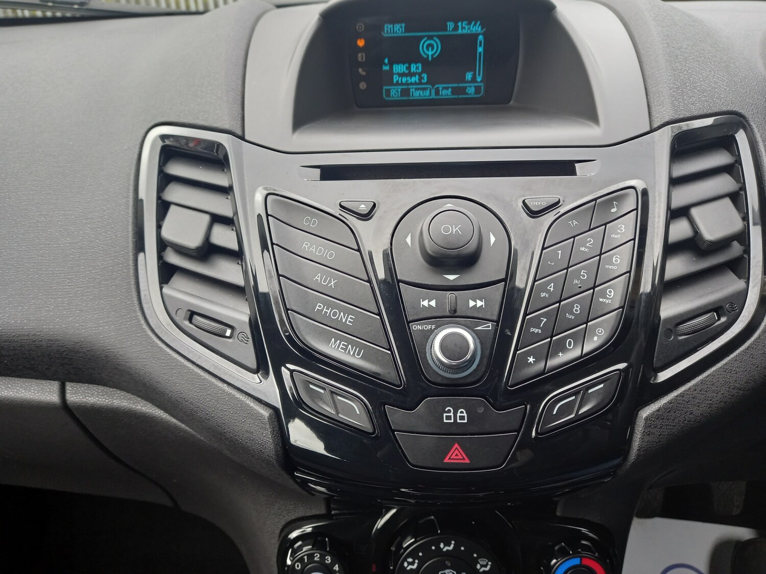 Used Ford Fiesta 2014 for sale - 78013065: Photo 31