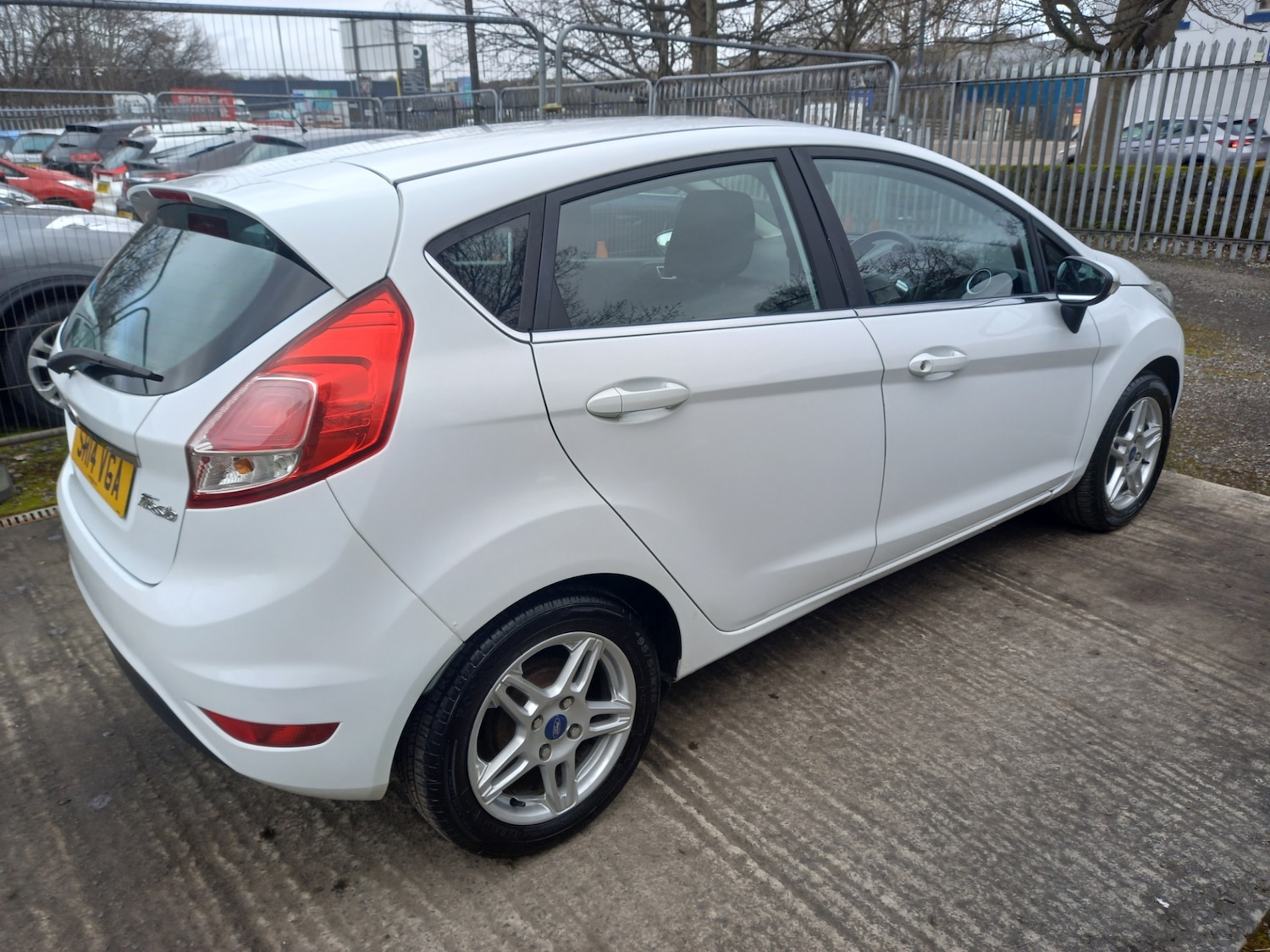 Used Ford Fiesta 2014 for sale - 78013065: Photo 5
