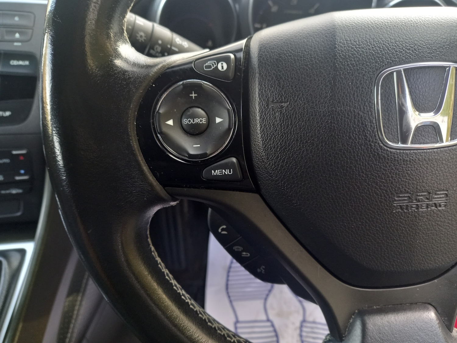 Used Honda Civic 2014 for sale - 76412290: Photo 31