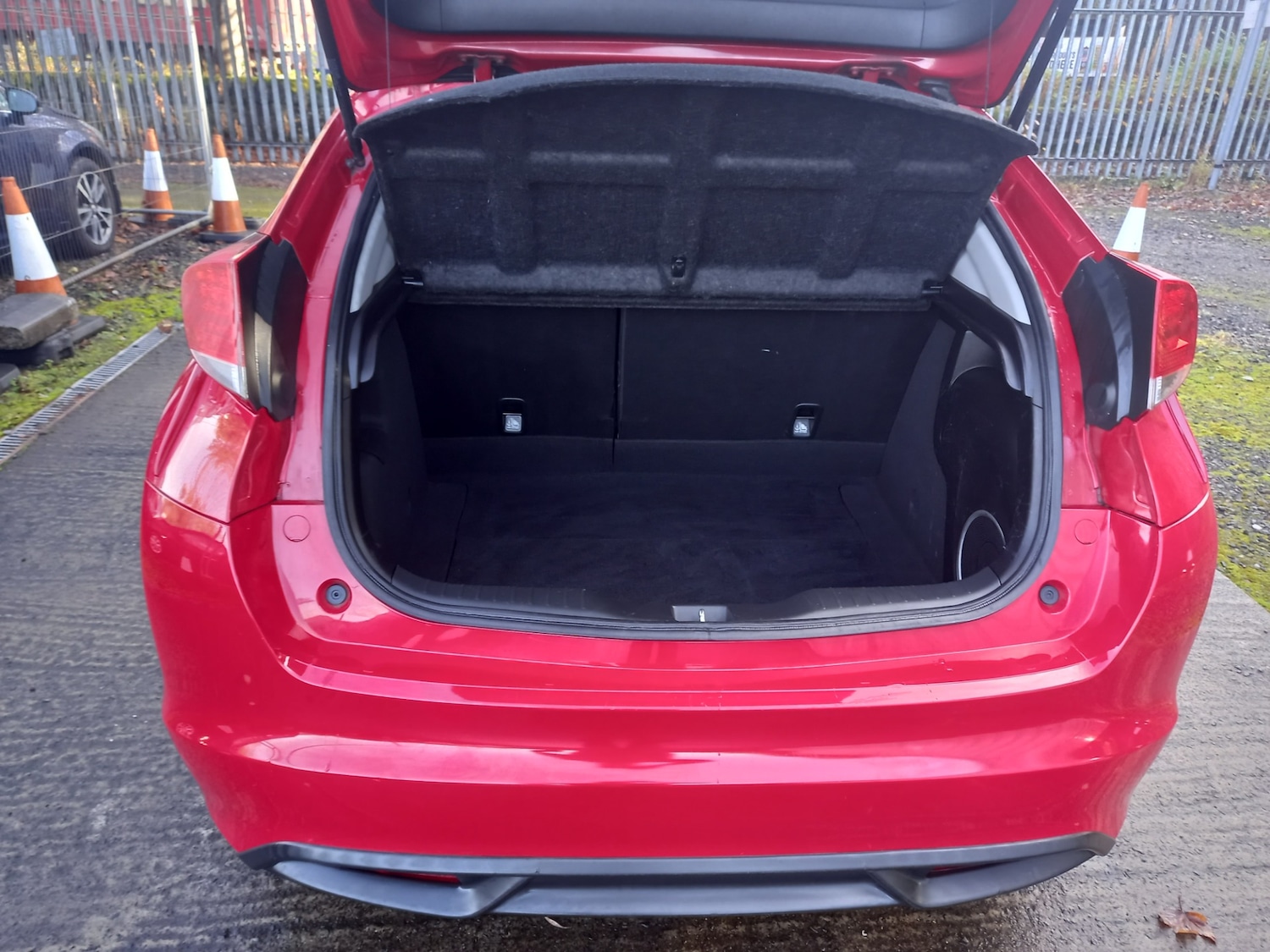 Used Honda Civic 2014 for sale - 76412290: Photo 35