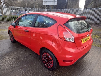 Used Ford Fiesta 2014 for sale - 77716571: Photo