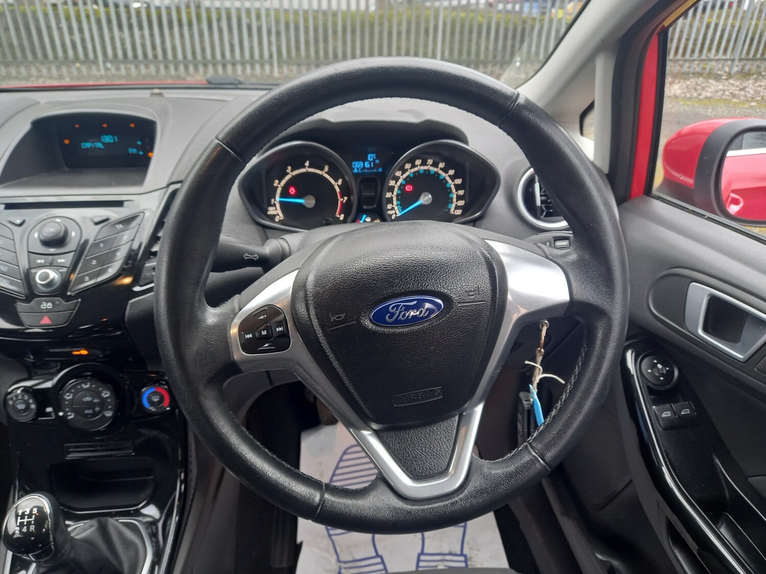 Used Ford Fiesta 2013 for sale - 78011697: Photo 15