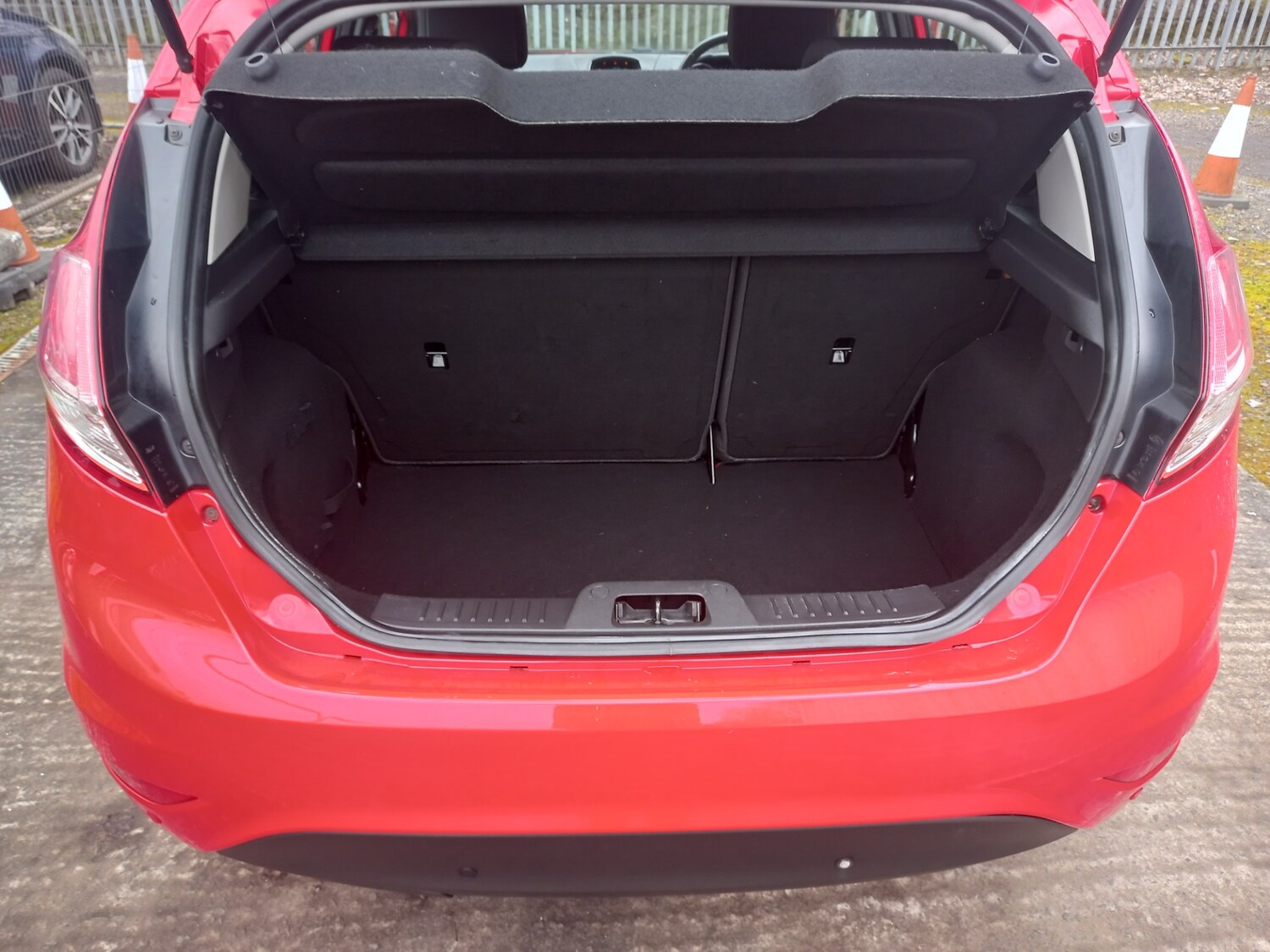 Used Ford Fiesta 2013 for sale - 78011697: Photo 28