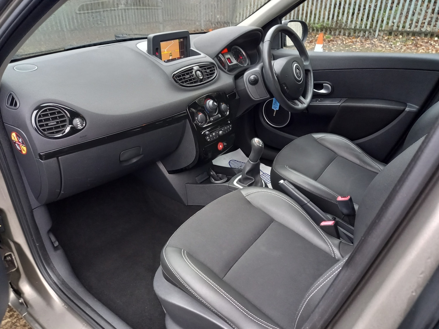 Used Renault Clio 2012 for sale - 76707017: Photo 20