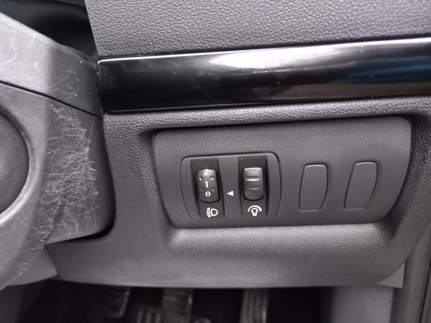 Used Renault Clio 2012 for sale - 76707017: Photo 31