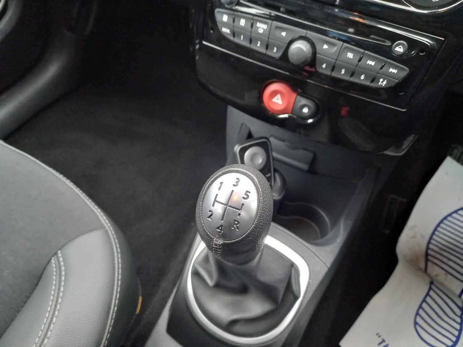 Used Renault Clio 2012 for sale - 76707017: Photo 34