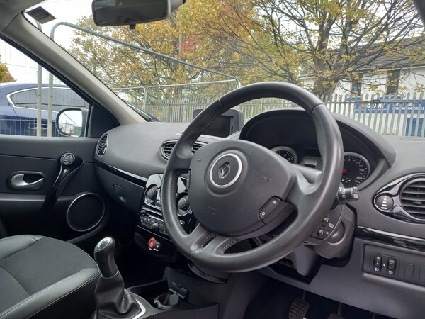 Used Renault Clio 2012 for sale - 76253048: Photo 14