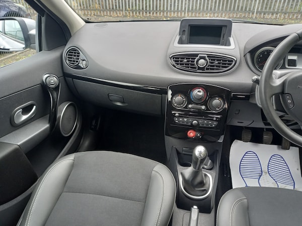 Used Renault Clio 2012 for sale - 76253048: Photo 17