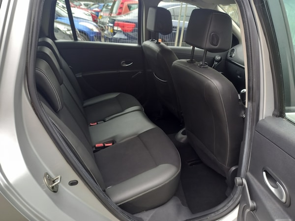 Used Renault Clio 2012 for sale - 76253048: Photo 20