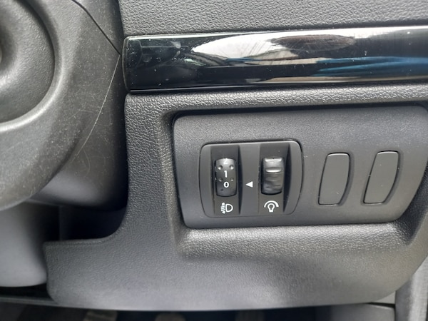 Used Renault Clio 2012 for sale - 76253048: Photo 29