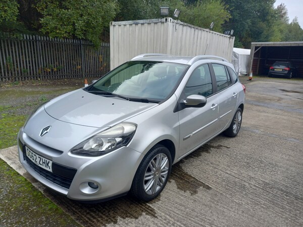 Used Renault Clio 2012 for sale - 76253048: Photo 2