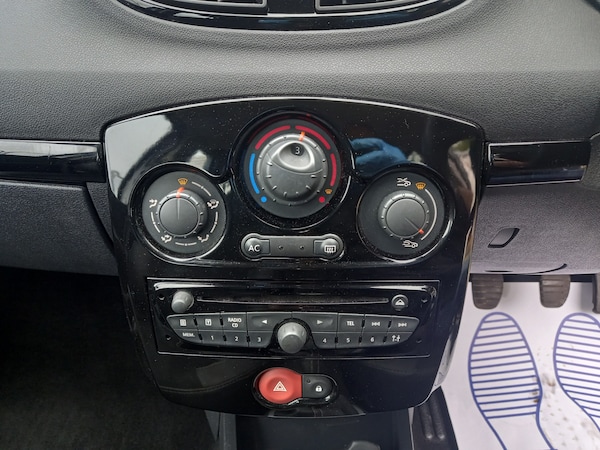 Used Renault Clio 2012 for sale - 76253048: Photo 31