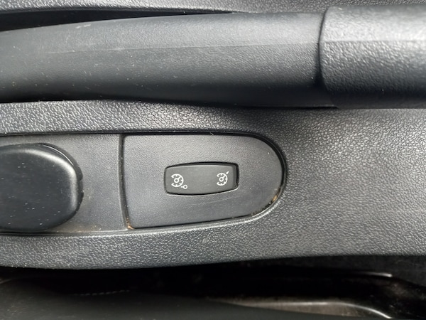 Used Renault Clio 2012 for sale - 76253048: Photo 34
