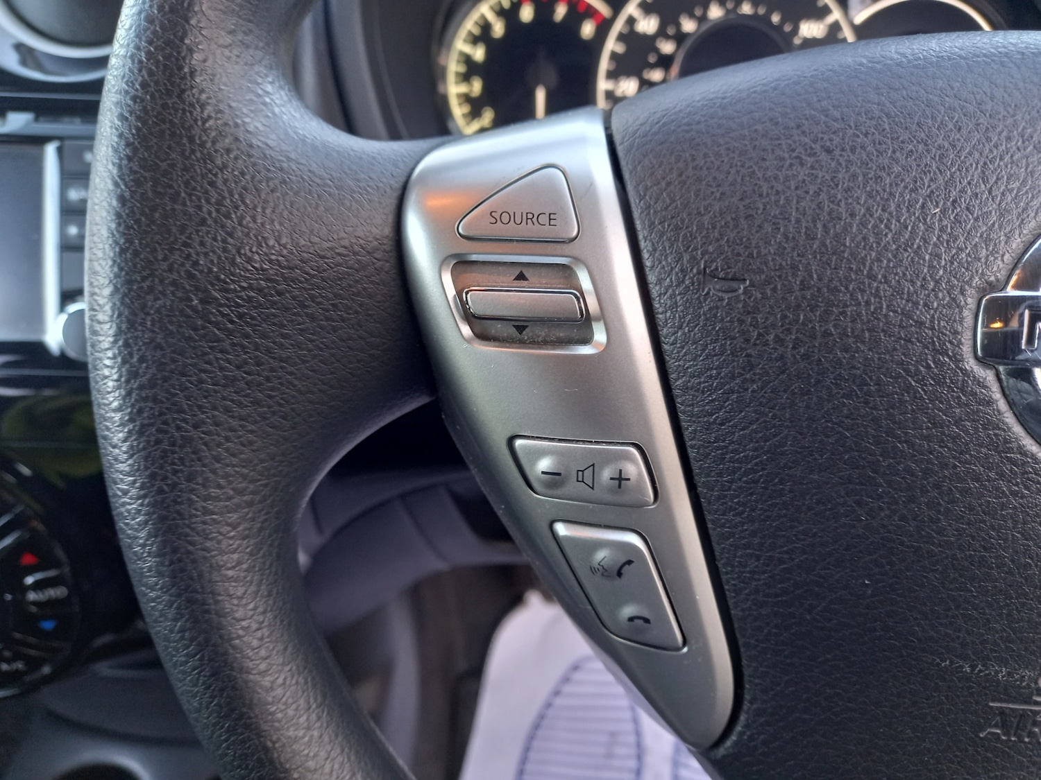 Used Nissan Note 2013 for sale - 77013266: Photo 28