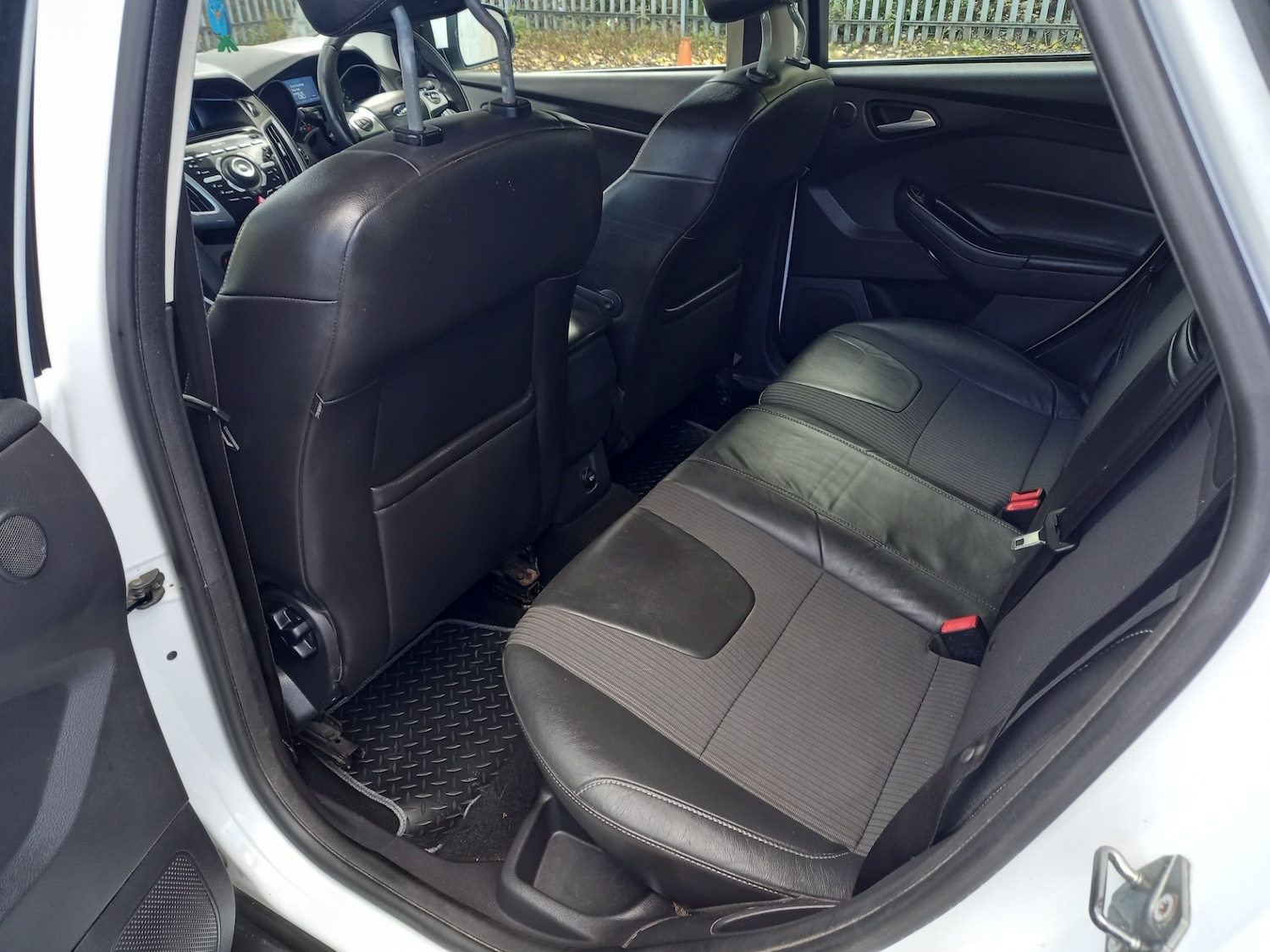 Used Ford Focus 2012 for sale - 76374954: Photo 25