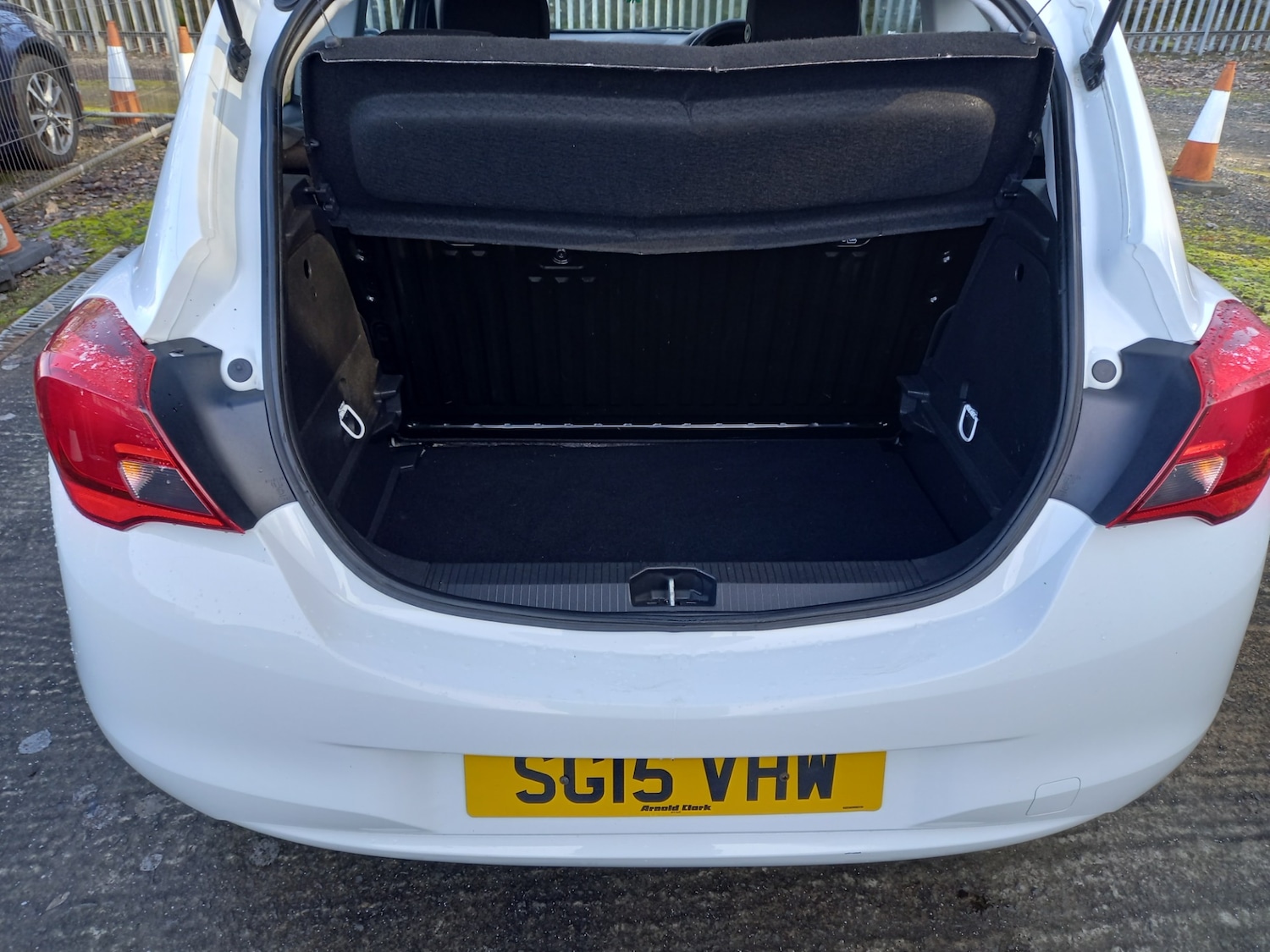 Used Vauxhall Corsa 2015 for sale - 77579285: Photo 33