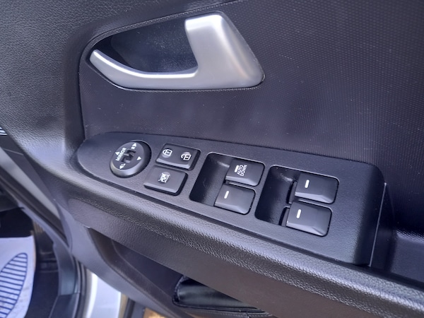 Used Kia Sportage 2012 for sale - 76219331: Photo 25
