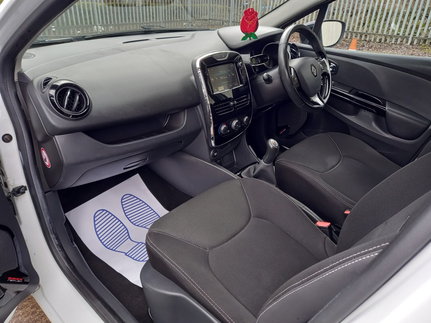 Used Renault Clio 2014 for sale - 77890156: Photo 21