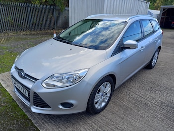 Used Ford Focus 2014 for sale - 76375040: Photo