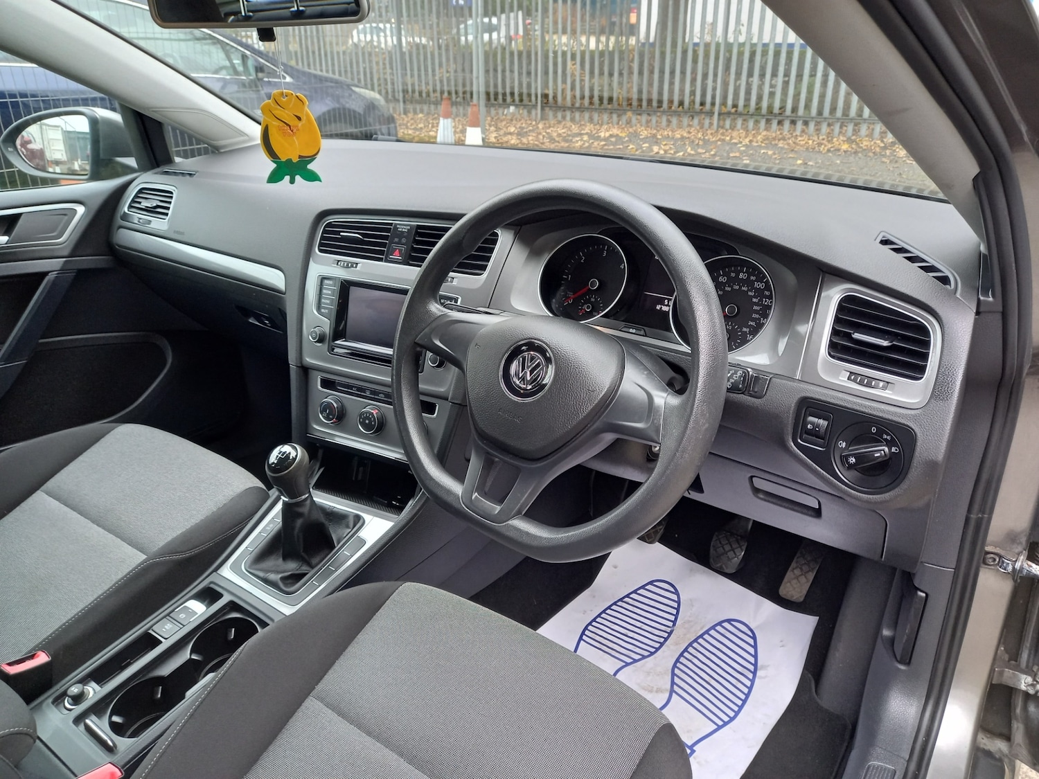 Used Volkswagen Golf 2015 for sale - 76319768: Photo 11