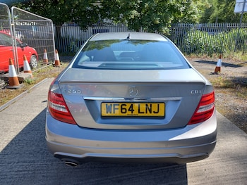 Used Mercedes-Benz C Class 2014 for sale - 79257871: Photo