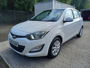 2013 (63) - 1.2 Active 5dr