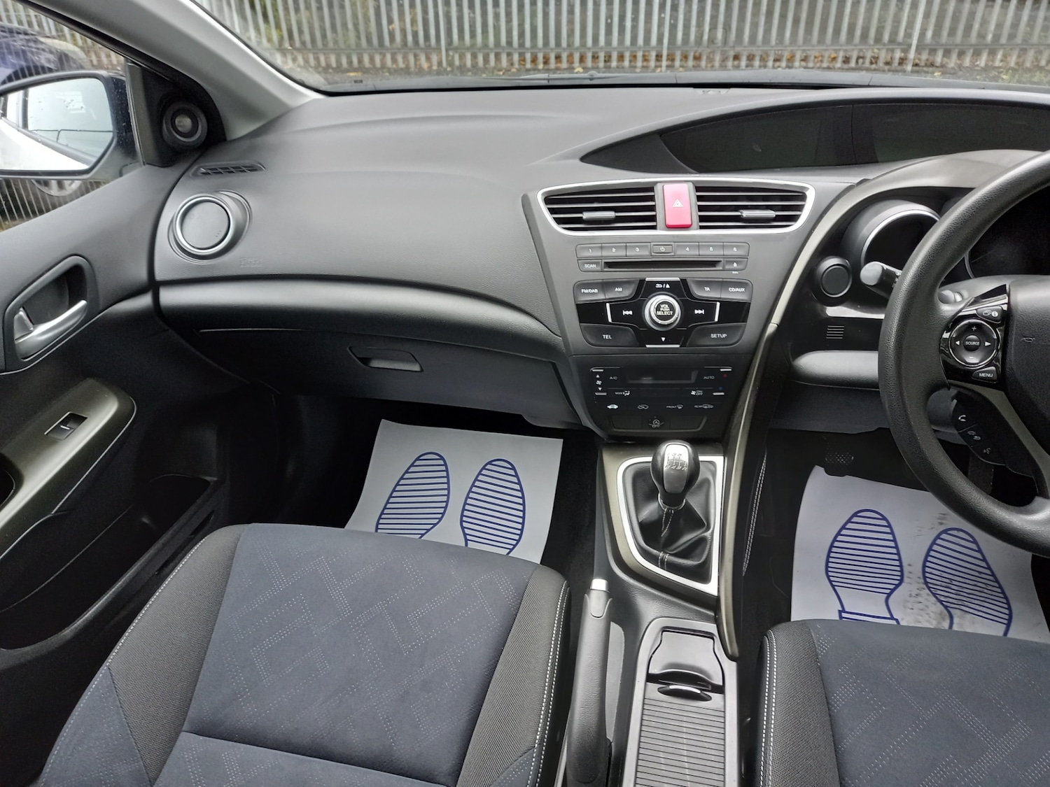 Used Honda Civic 2015 for sale - 76183112: Photo 15