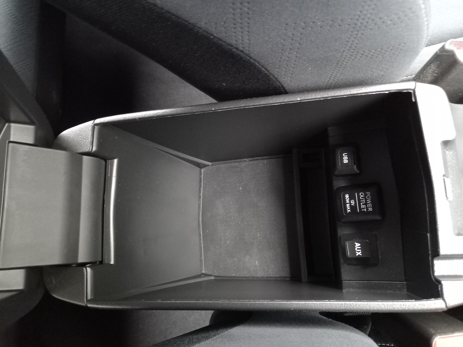 Used Honda Civic 2015 for sale - 76183112: Photo 31