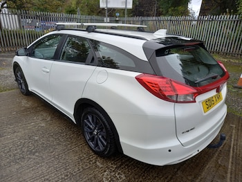 Used Honda Civic 2015 for sale - 76183112: Photo 4