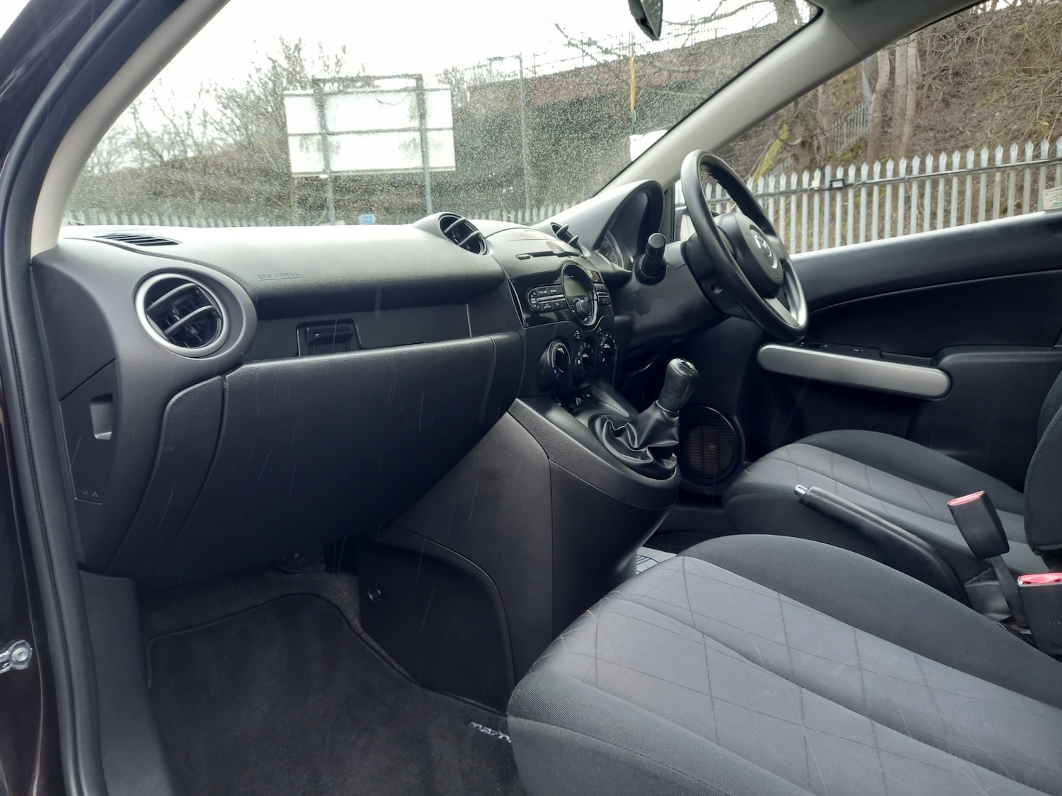 Used Mazda Mazda2 2013 for sale - 77813191: Photo 18