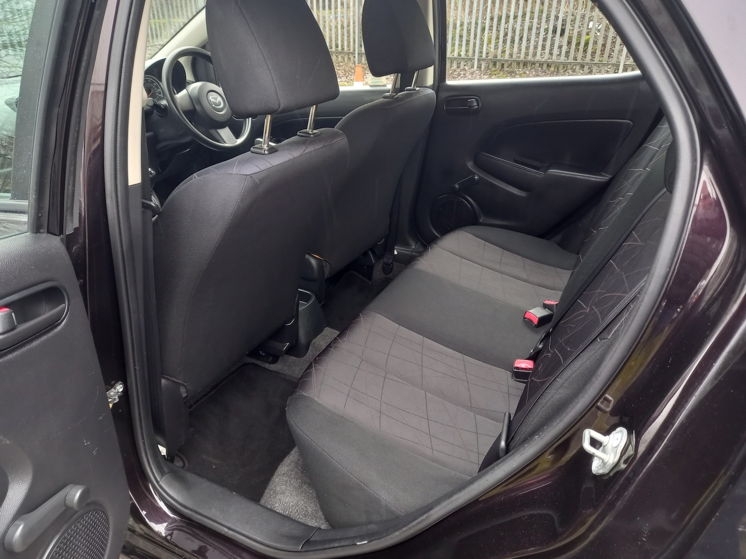 Used Mazda Mazda2 2013 for sale - 77813191: Photo 20