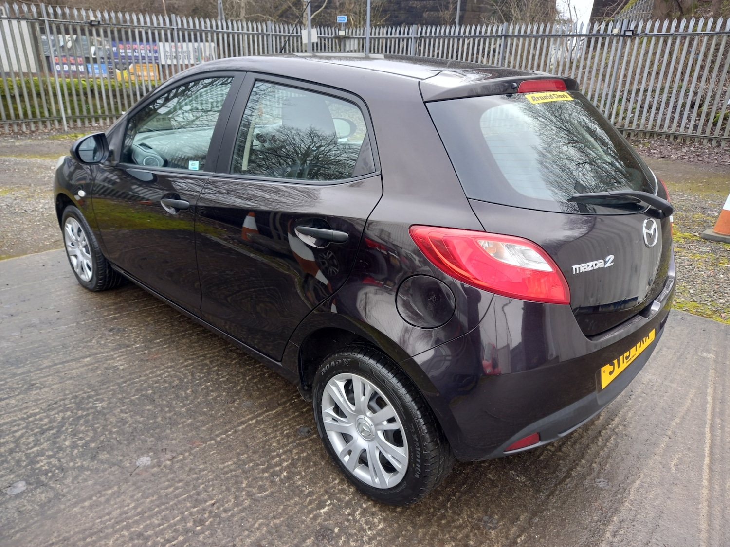 Used Mazda Mazda2 2013 for sale - 77813191: Photo 6