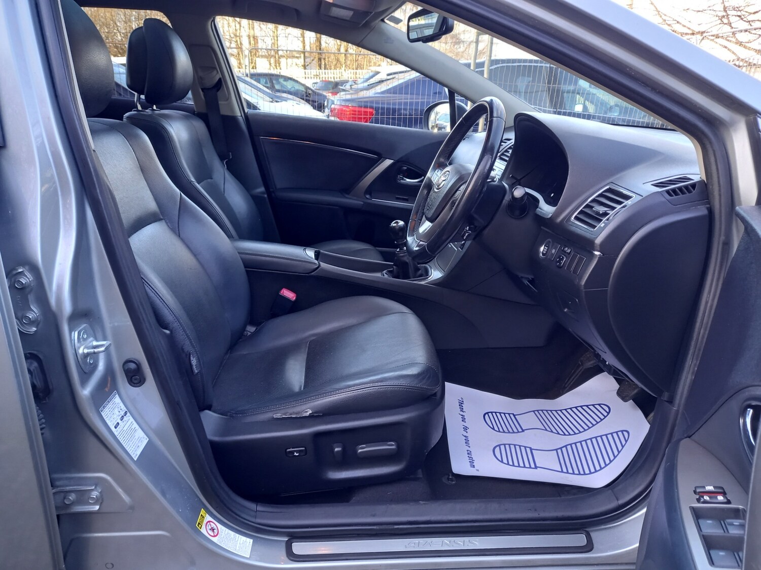 Used Toyota Avensis 2012 for sale - 77555141: Photo 11