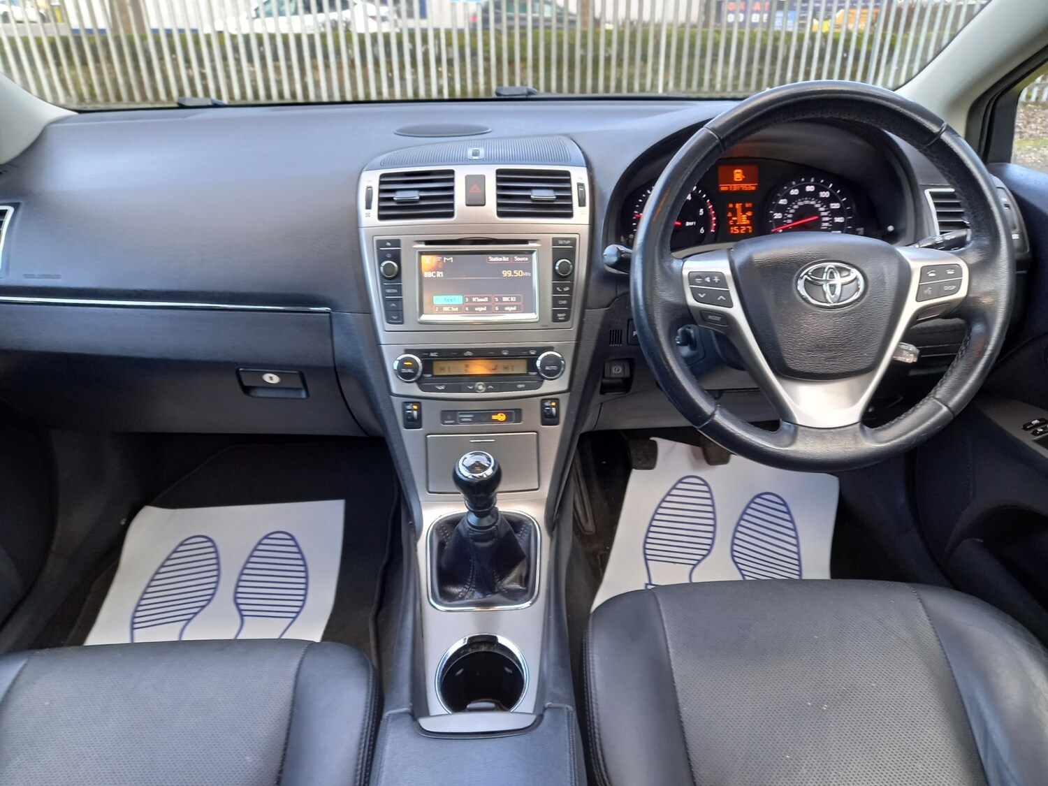 Used Toyota Avensis 2012 for sale - 77555141: Photo 12