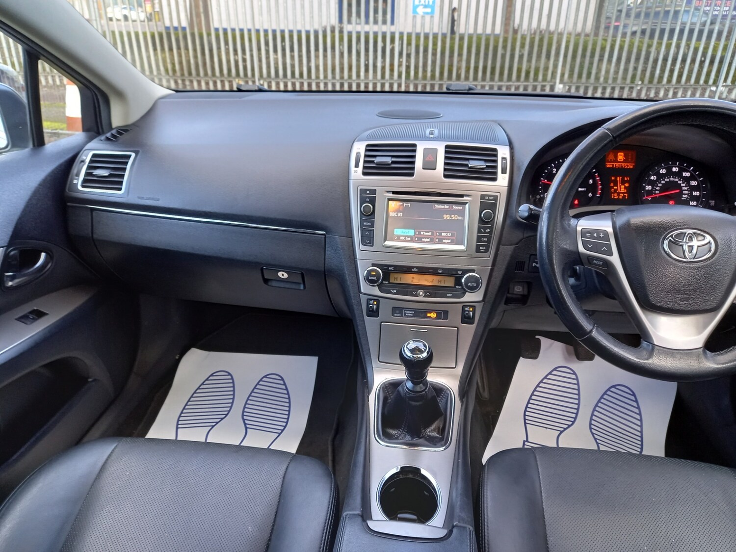 Used Toyota Avensis 2012 for sale - 77555141: Photo 13