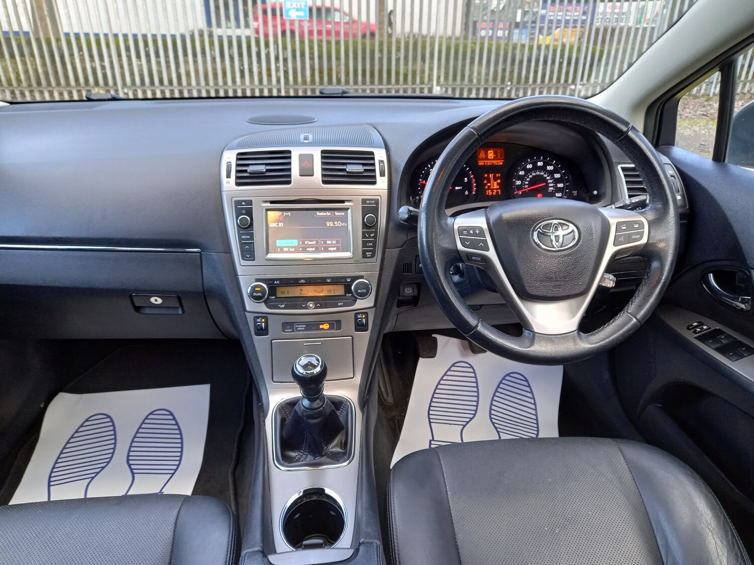 Used Toyota Avensis 2012 for sale - 77555141: Photo 14