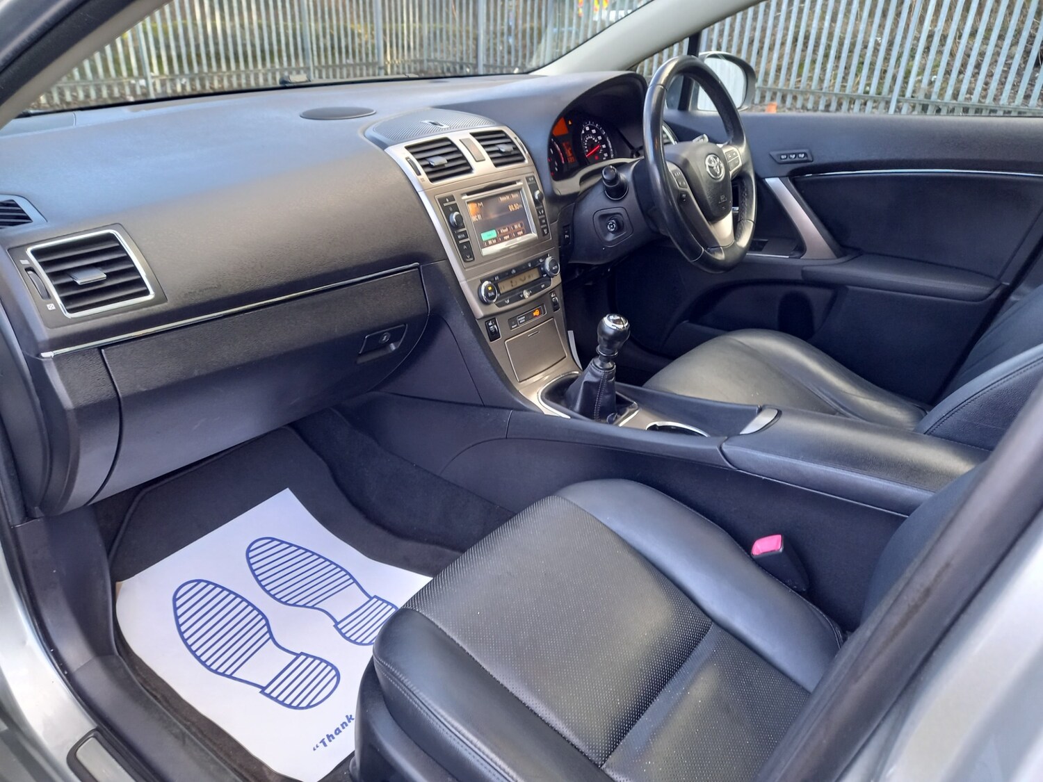 Used Toyota Avensis 2012 for sale - 77555141: Photo 17