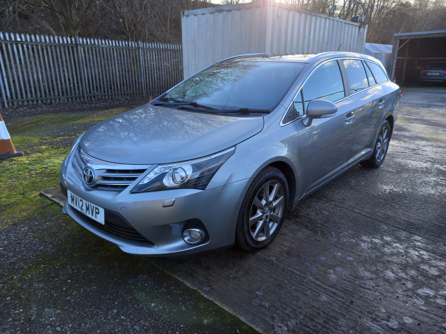 Used Toyota Avensis 2012 for sale - 77555141: Photo 2